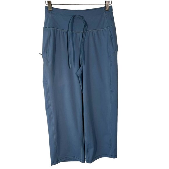 Athleta Grey Ultimate Crop Pantalon 3/4 Pants XS